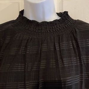 NM Neumann Marcus Black Holiday Top XL
